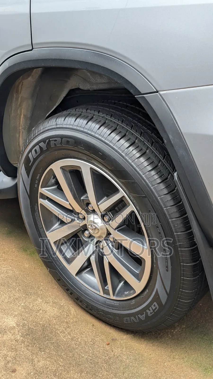 Toyota Fortuner 2.4 D AWD 2018 Silver