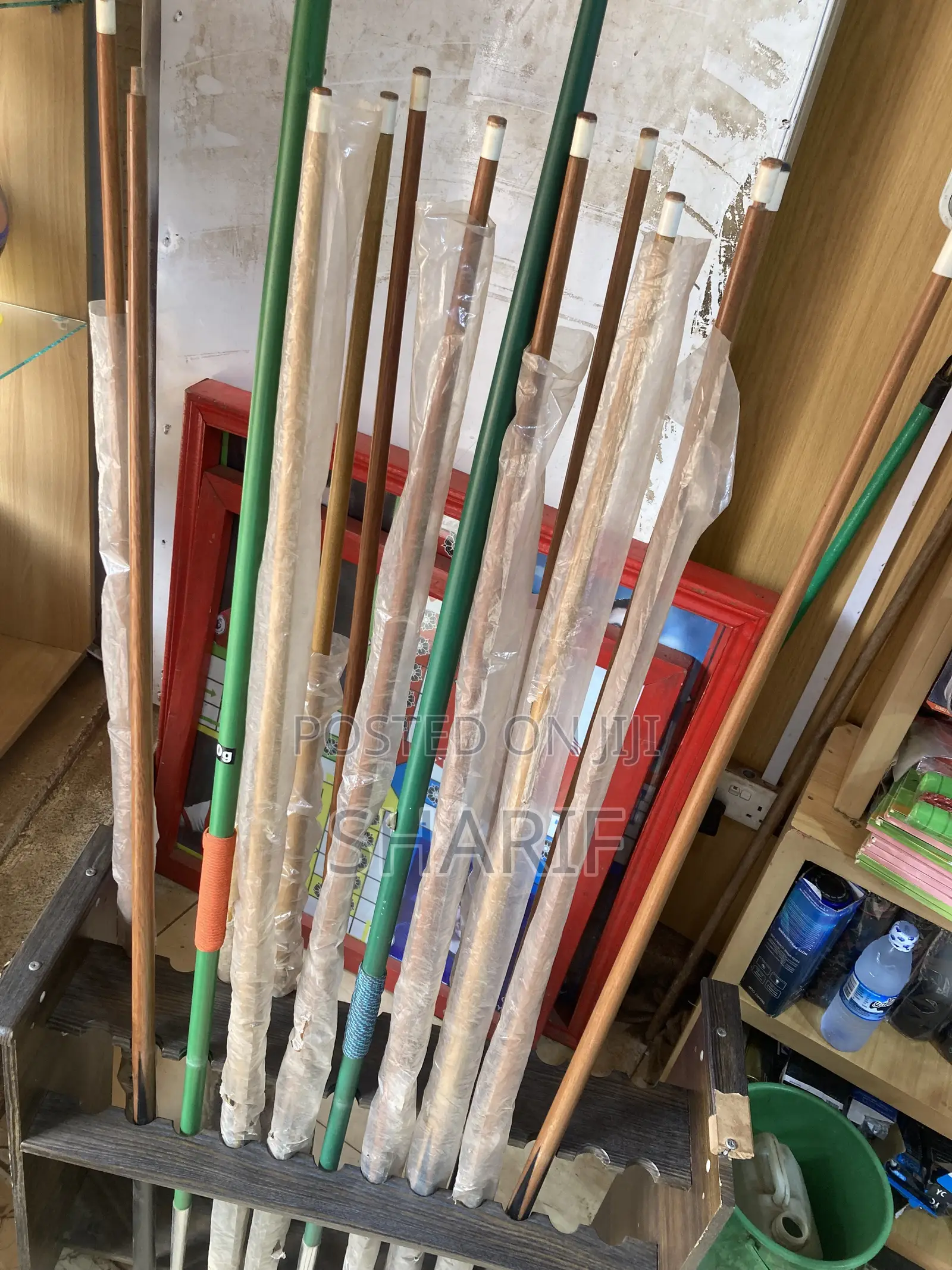 Pool Table Cues