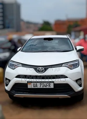 Toyota RAV4 LE 4dr SUV AWD (2.5L 4cyl 6A) 2015 Off white
