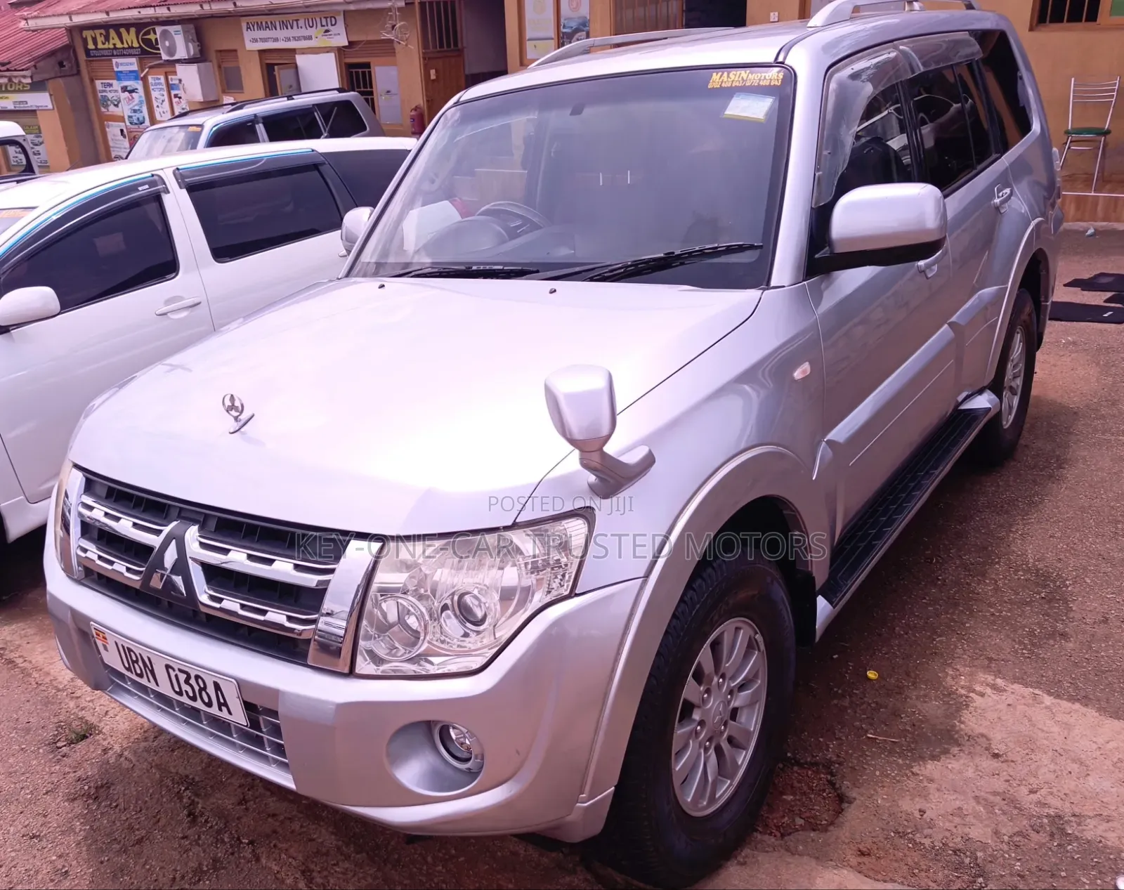 Mitsubishi Pajero V80 3.0 VR-I 2014 Silver