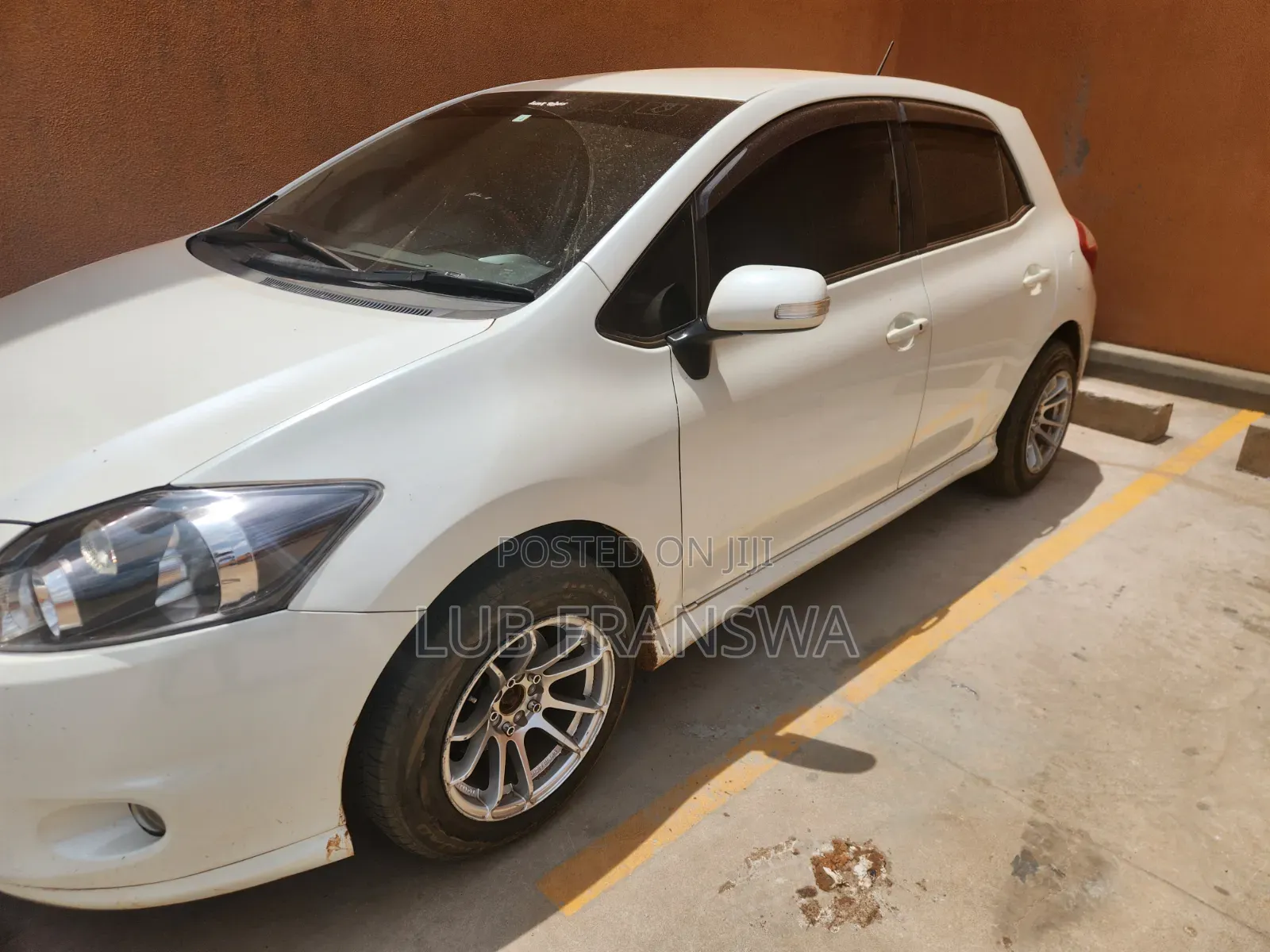 Toyota Auris 2012 White
