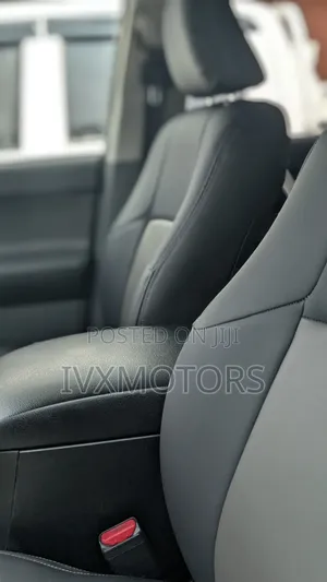 Toyota Land Cruiser Prado 2.8 D-4D 2014 White