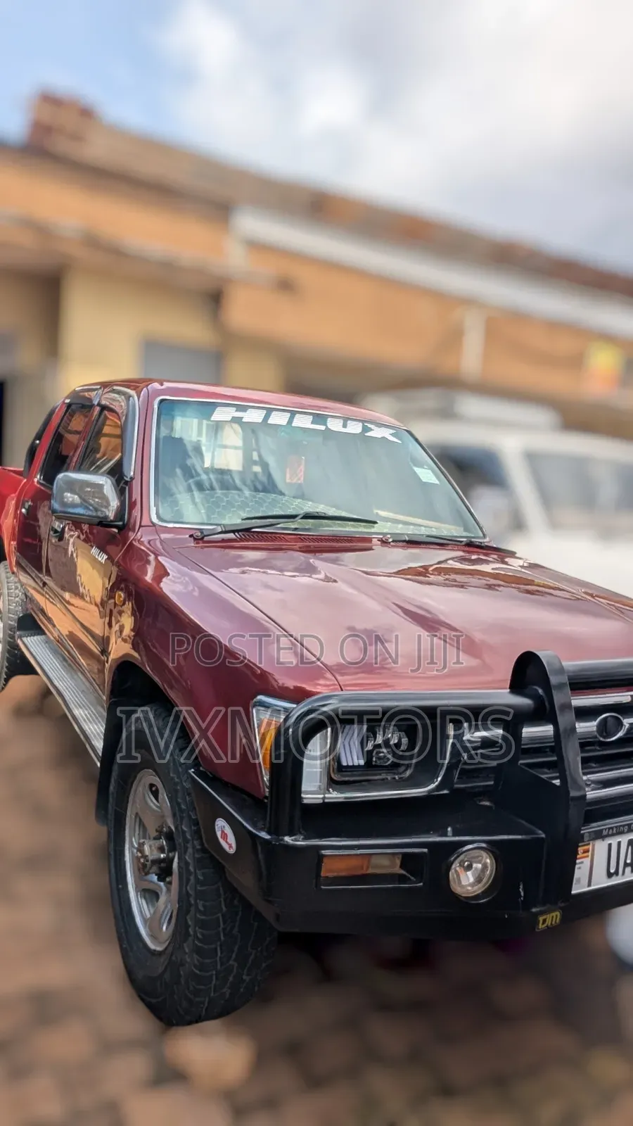 Toyota Hilux 1992 Maroon