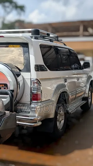 Toyota Land Cruiser Prado 2.7 16V 5dr 1998 Silver