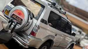Toyota Land Cruiser Prado 2.7 16V 5dr 1998 Silver
