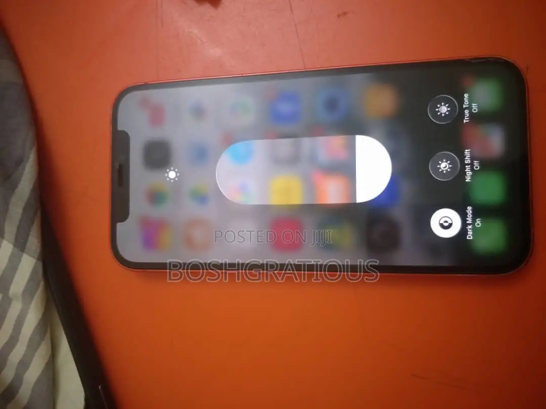 Apple iPhone 12 128 GB Red