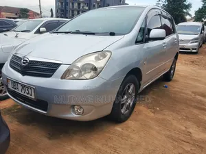 Toyota Corolla Spacio 2005 Silver