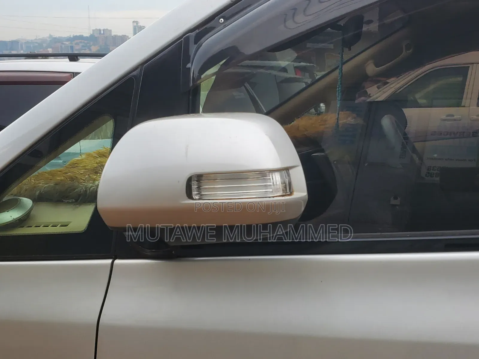 Toyota Vellfire 2010 Silver