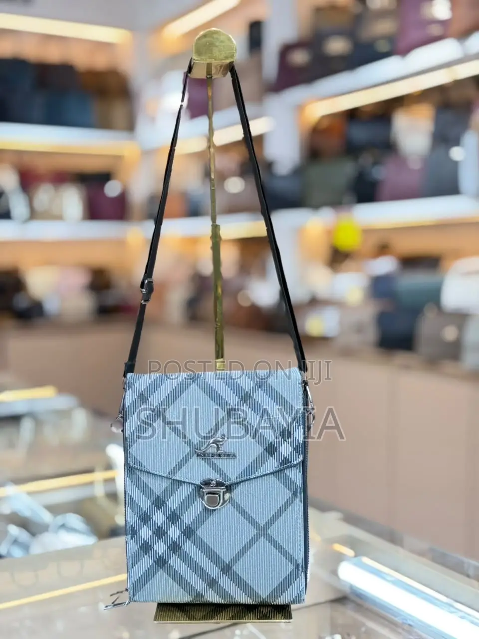 Cross Bags With a Wallet
