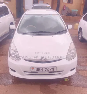 Toyota Wish 2007 White