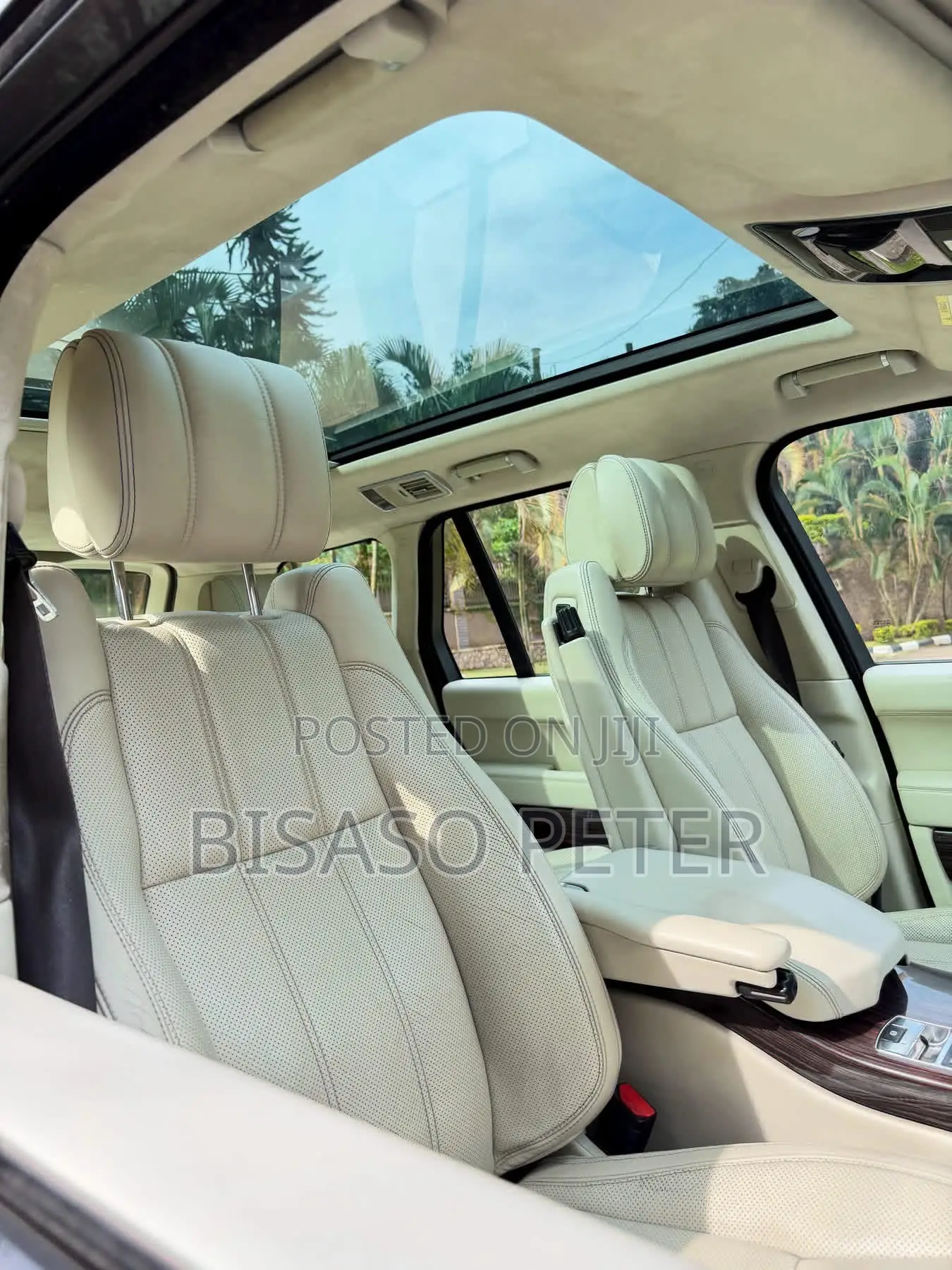 Land Rover Range Rover Vogue 2015 Beige