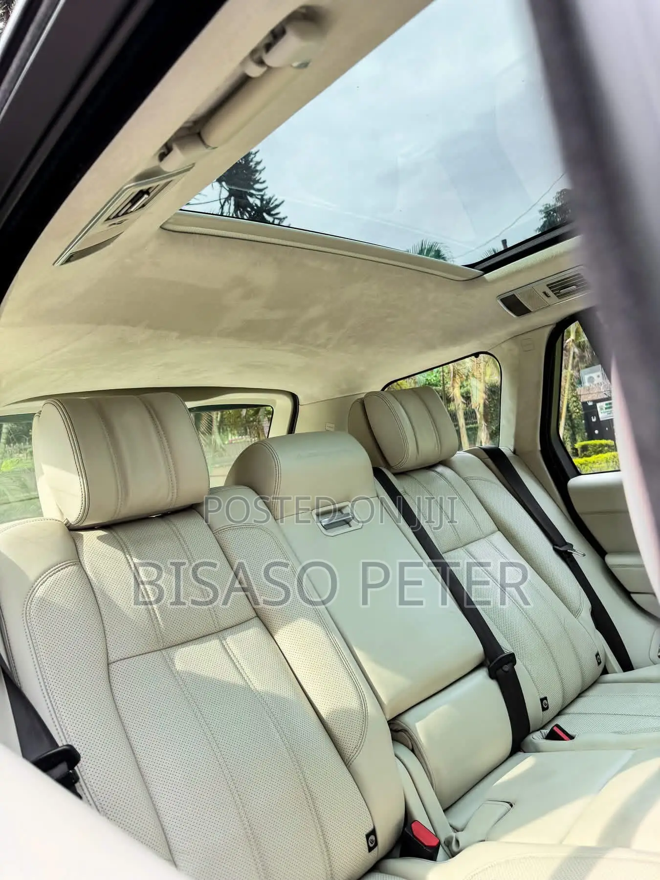 Land Rover Range Rover Vogue 2015 Beige