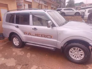Mitsubishi Pajero Sport 2004 Brown
