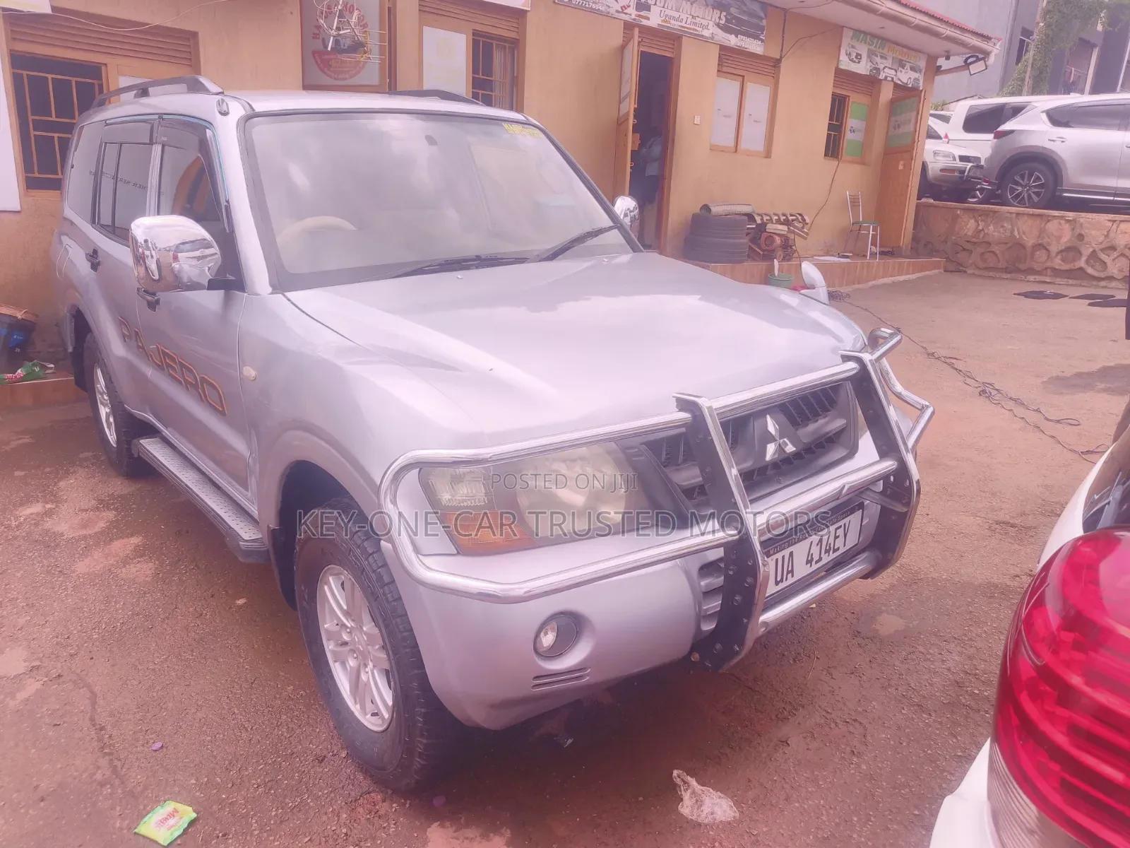 Mitsubishi Pajero Sport 2004 Brown
