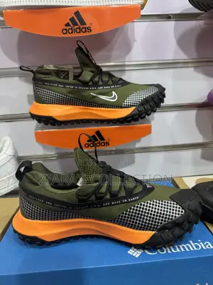 Nike ACG Mountain Fly Low Gore-Tex Se Sneakers