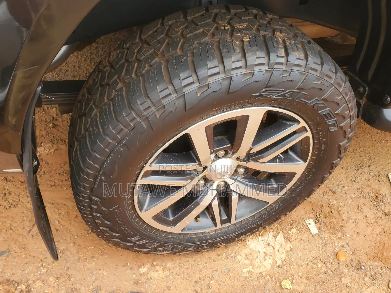 Toyota Hilux 2020 Gray
