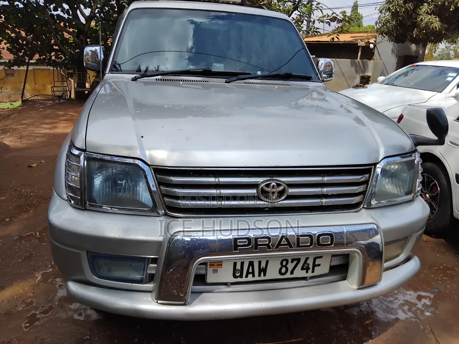 Toyota Land Cruiser Prado 2001 Silver