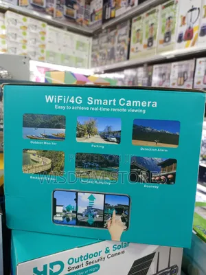HD Outdoor & Solar Smart Security Camera Featuring a Triple-Lens