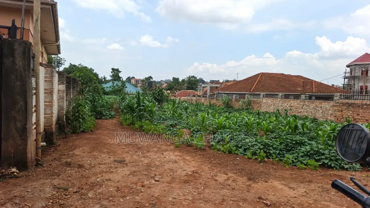Plot on Sale at Kyanja Ring Road