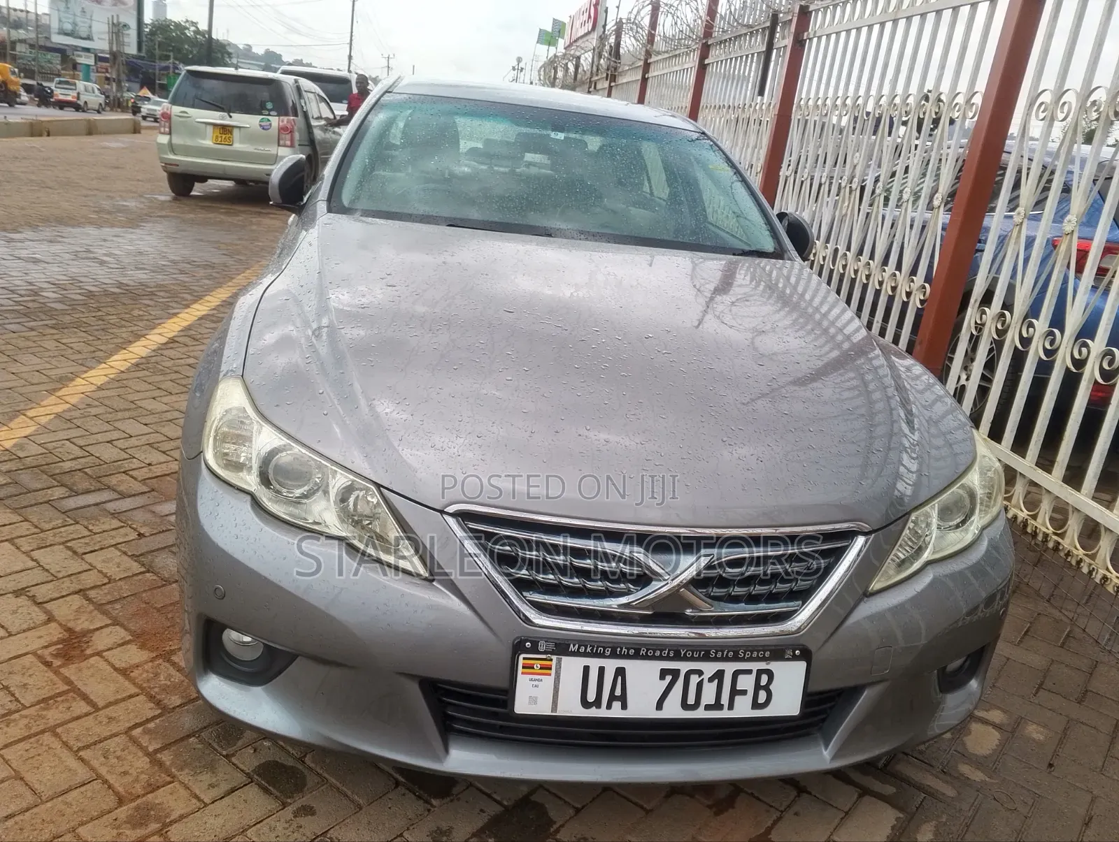 Toyota Mark X 2.5 AWD 2011 Gray