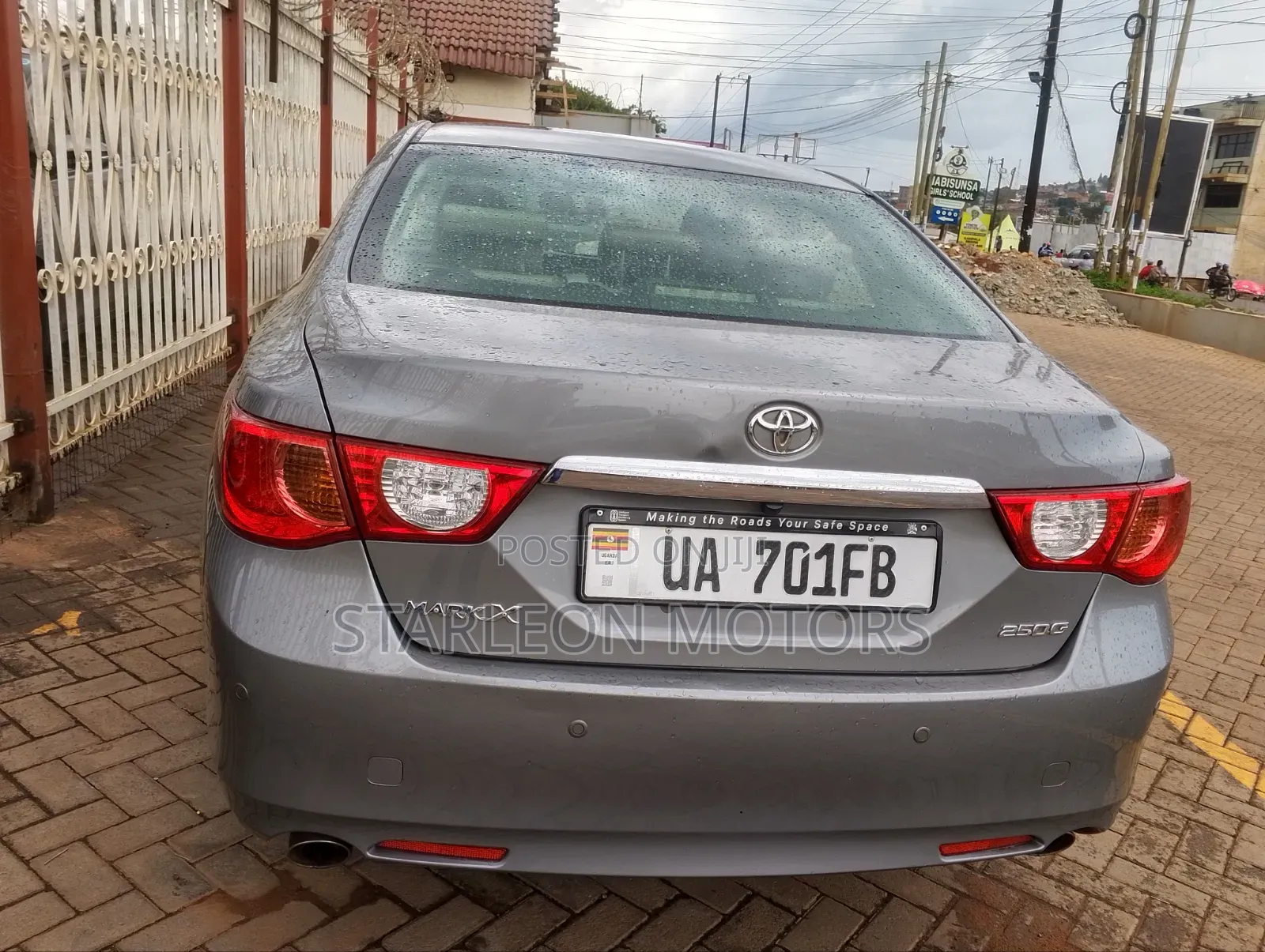 Toyota Mark X 2.5 AWD 2011 Gray