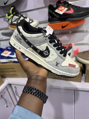 Nike Sb Dunk Low X Louis Vuitton Sneakers