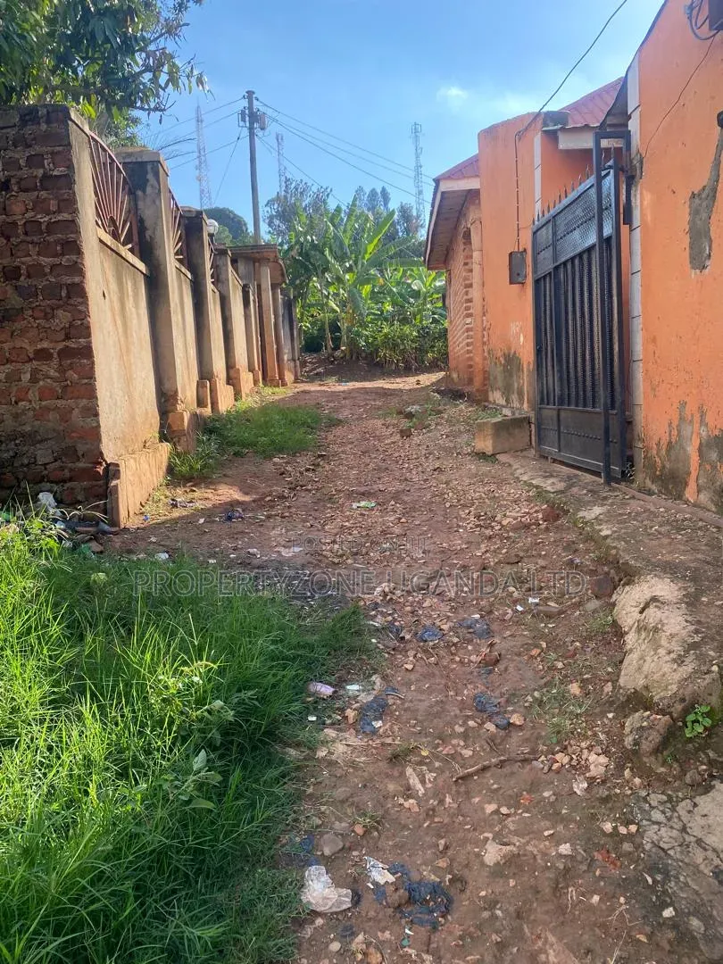 Good Plot for Sale in Wakiso Town