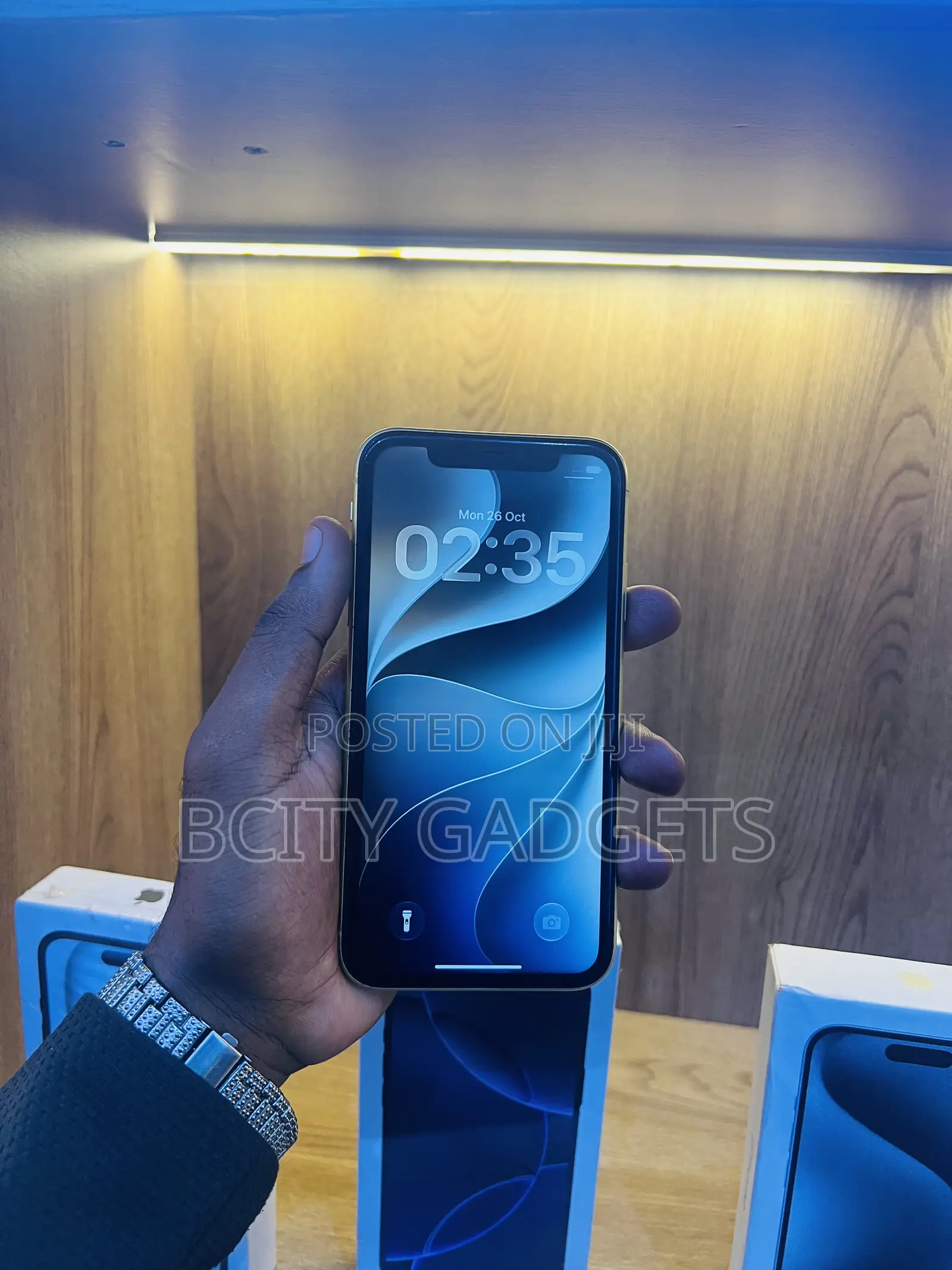 Apple iPhone 11 64 GB Yellow