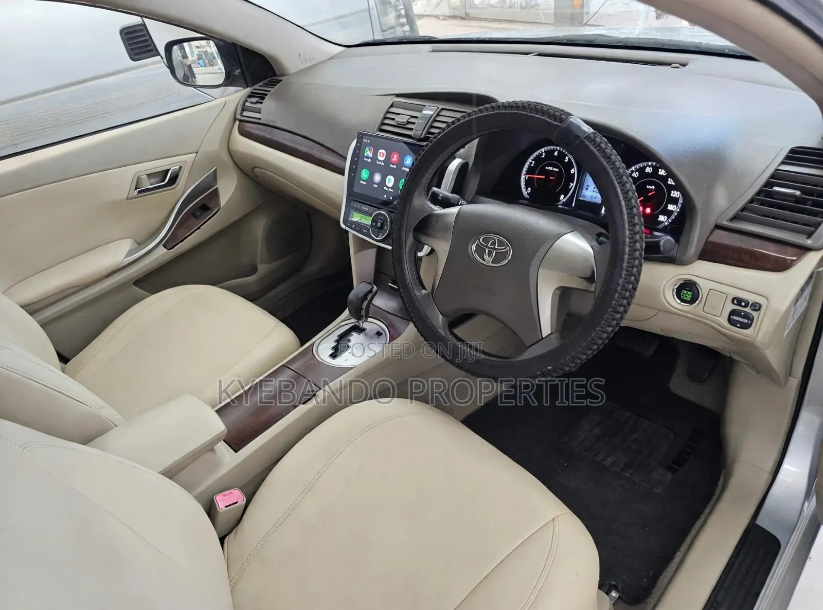 Toyota Premio 1.8 AWD 2010 Silver