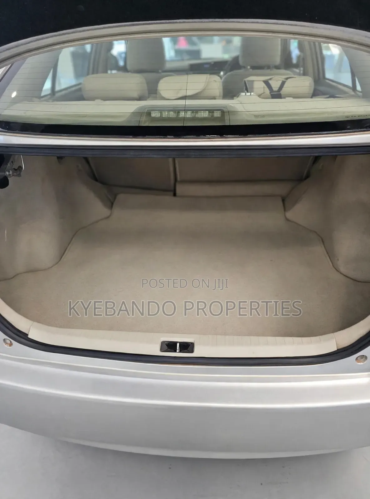 Toyota Premio 1.8 AWD 2010 Silver