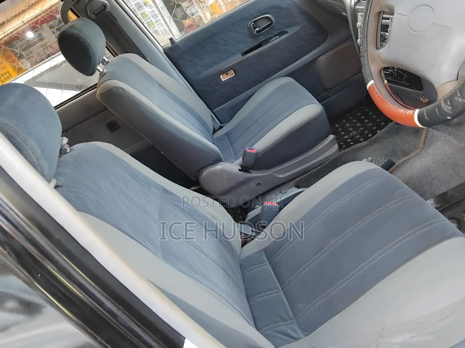 Toyota TownAce Noah 2001 White