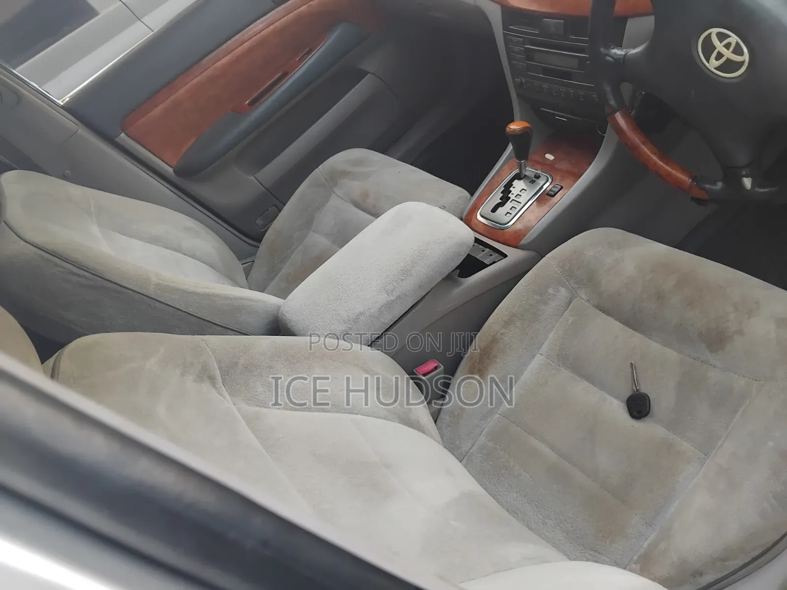 Toyota Mark II 2002 Silver