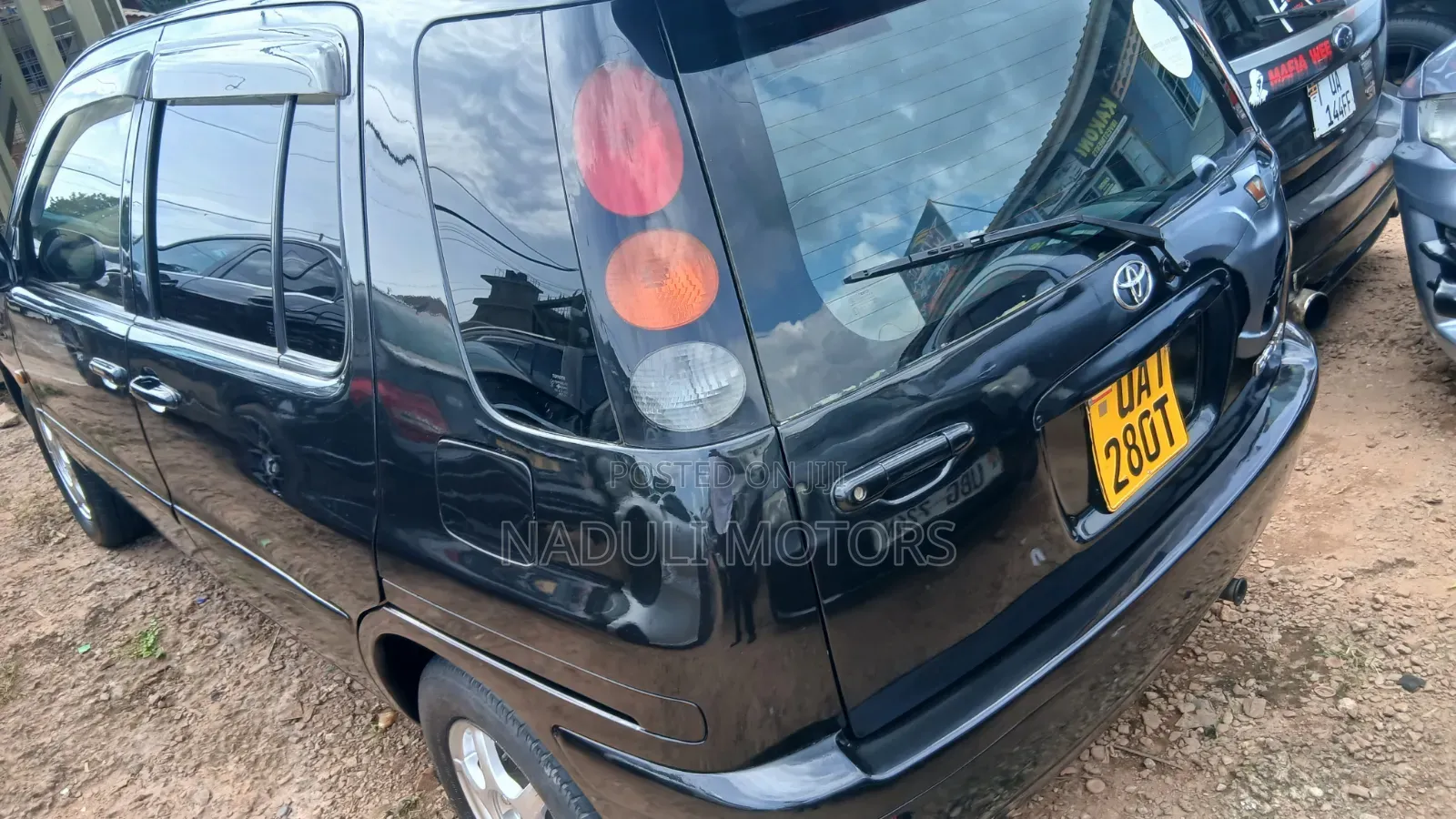 Toyota Raum 1.5 FWD 2002 Black