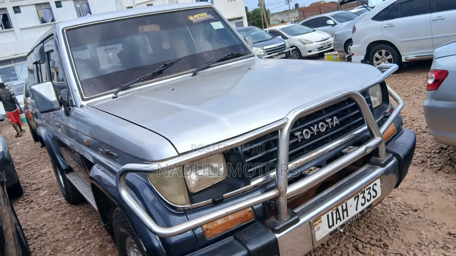Toyota Land Cruiser Prado 2000 Silver
