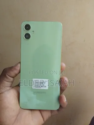 Samsung Galaxy A05 64 GB Green