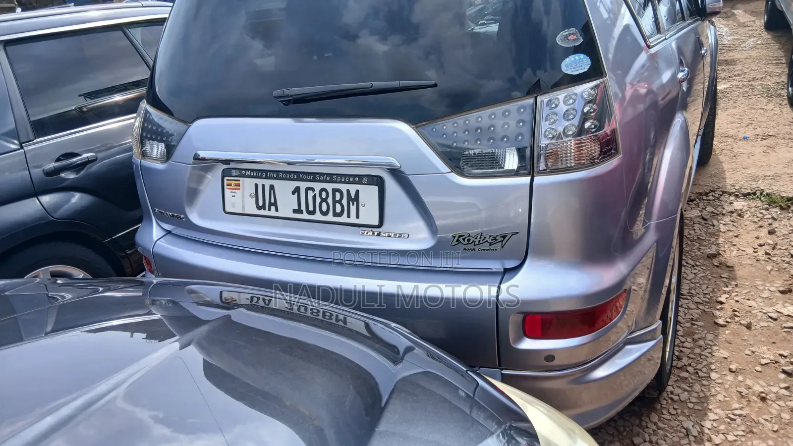 Mitsubishi Outlander 2010 Silver