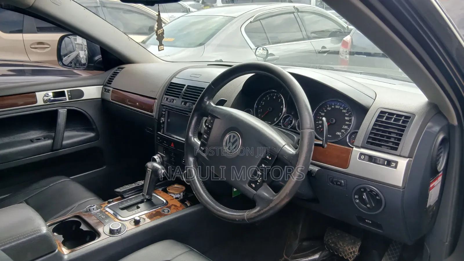 Volkswagen Touareg 2012