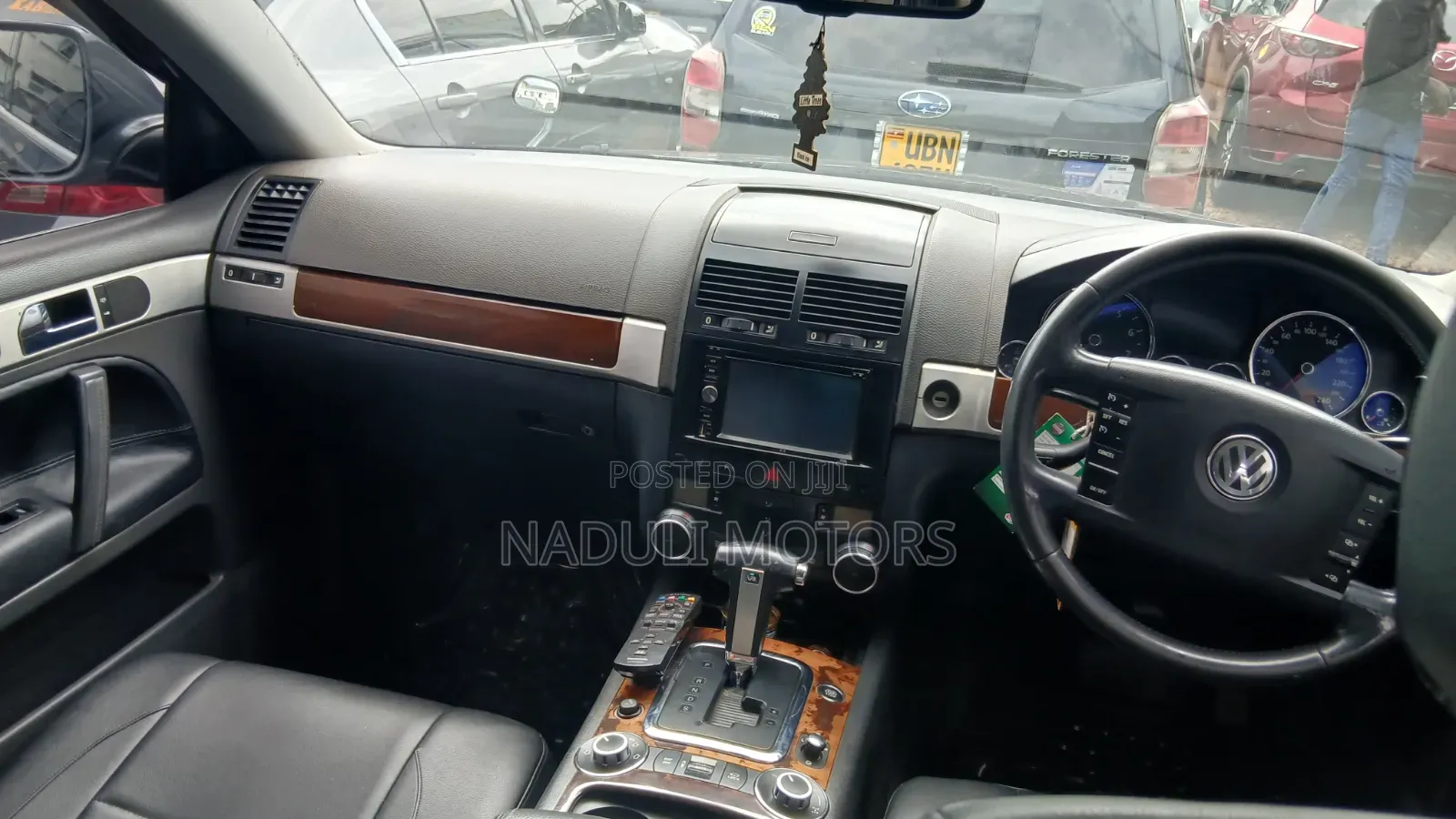 Volkswagen Touareg 2012