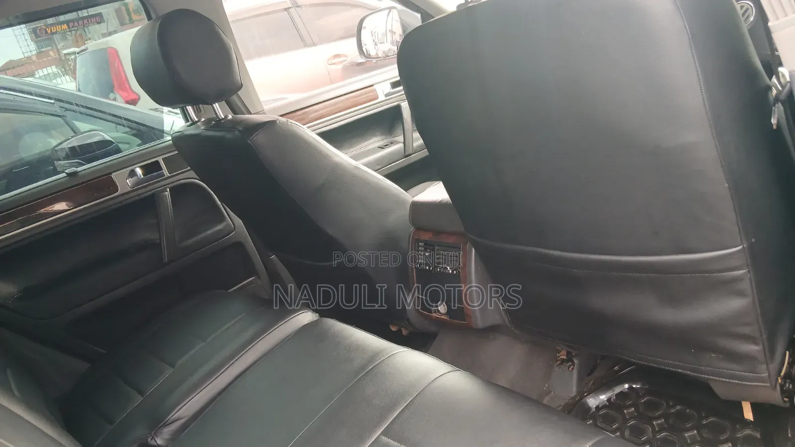 Volkswagen Touareg 2012
