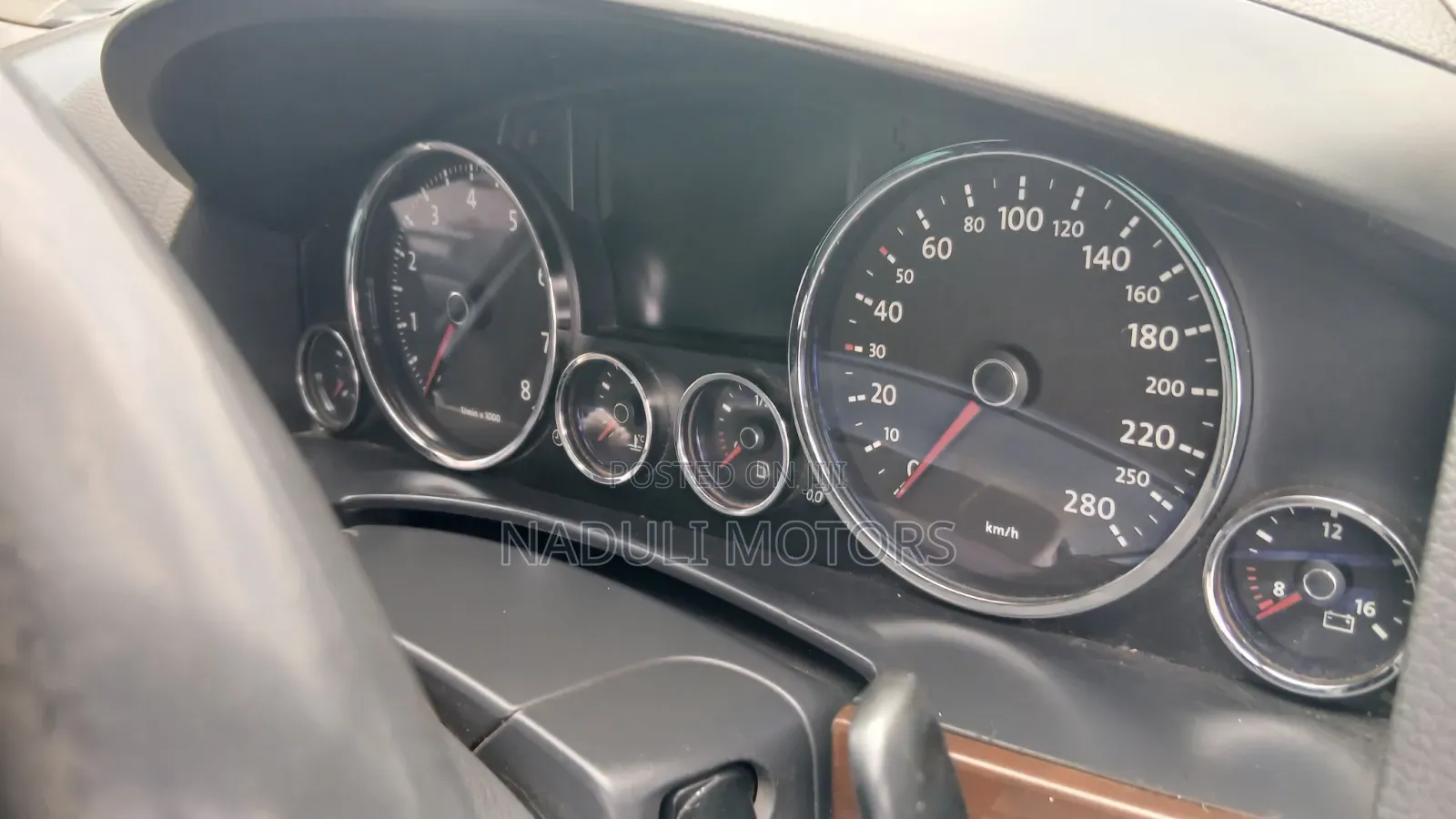 Volkswagen Touareg 2012