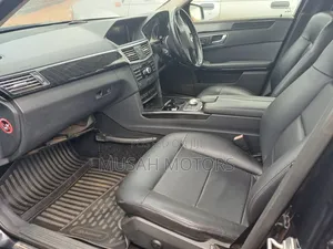 Mercedes-Benz E300 2010 Black