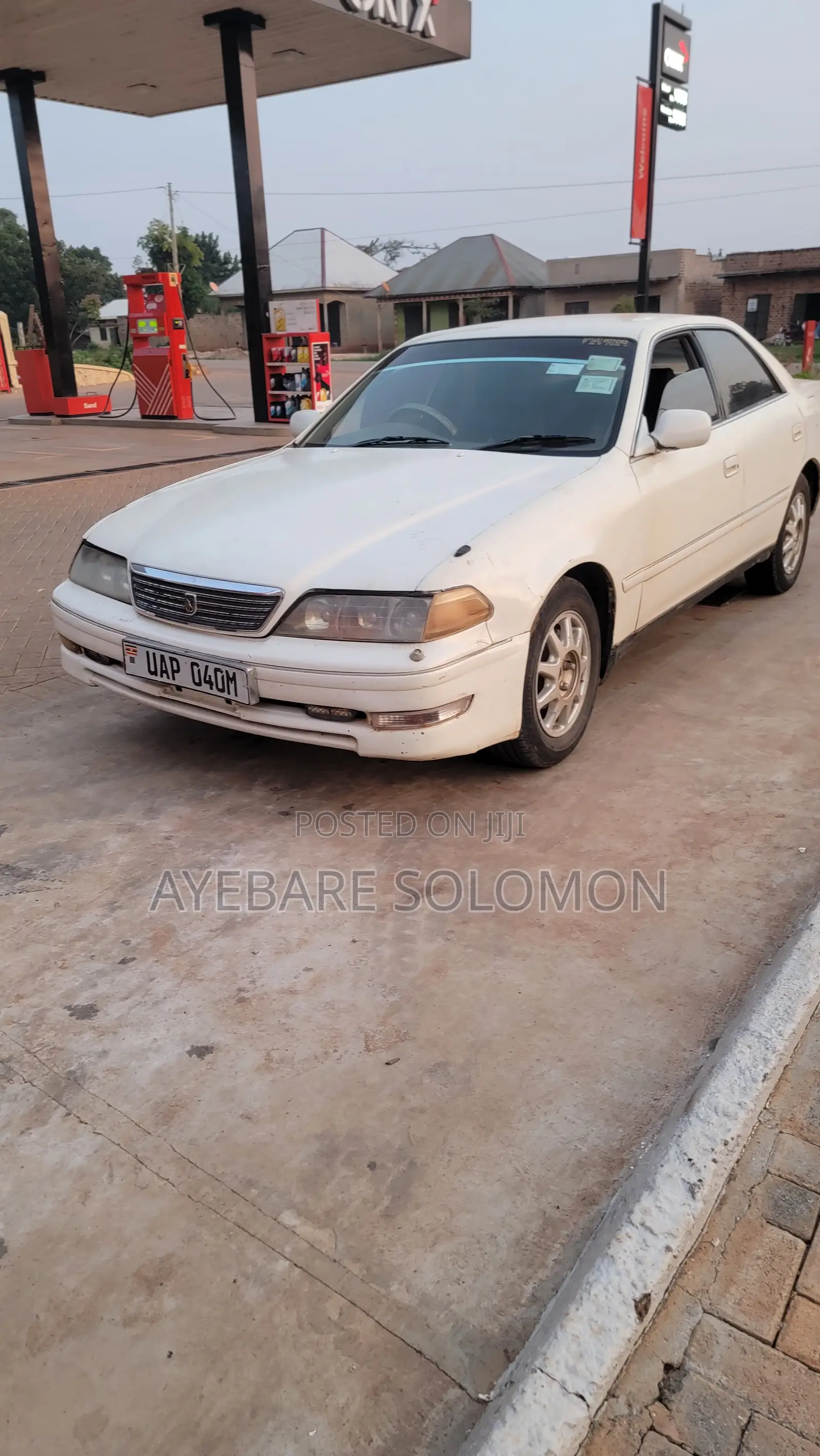Toyota Mark II 2.0 (X80) 1990 White