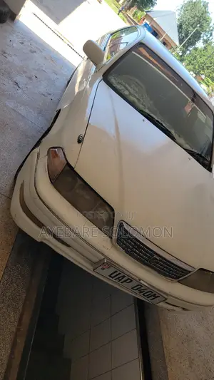 Toyota Mark II 2.0 (X80) 1990 White