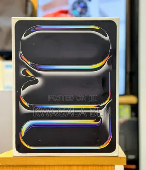 New Apple iPad Pro 13 (2024) 256 GB Black