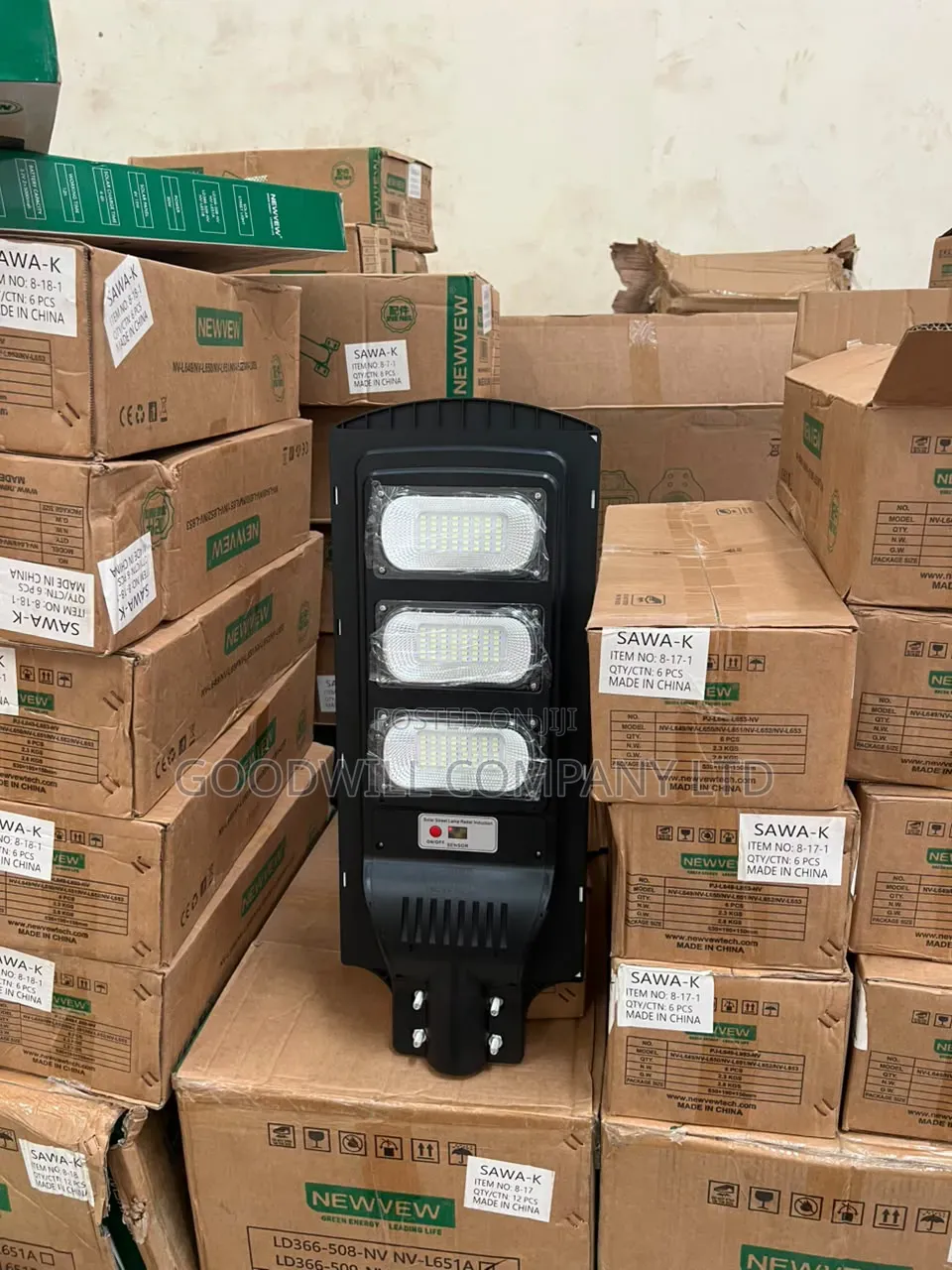 90w Newvew Solar Street Light