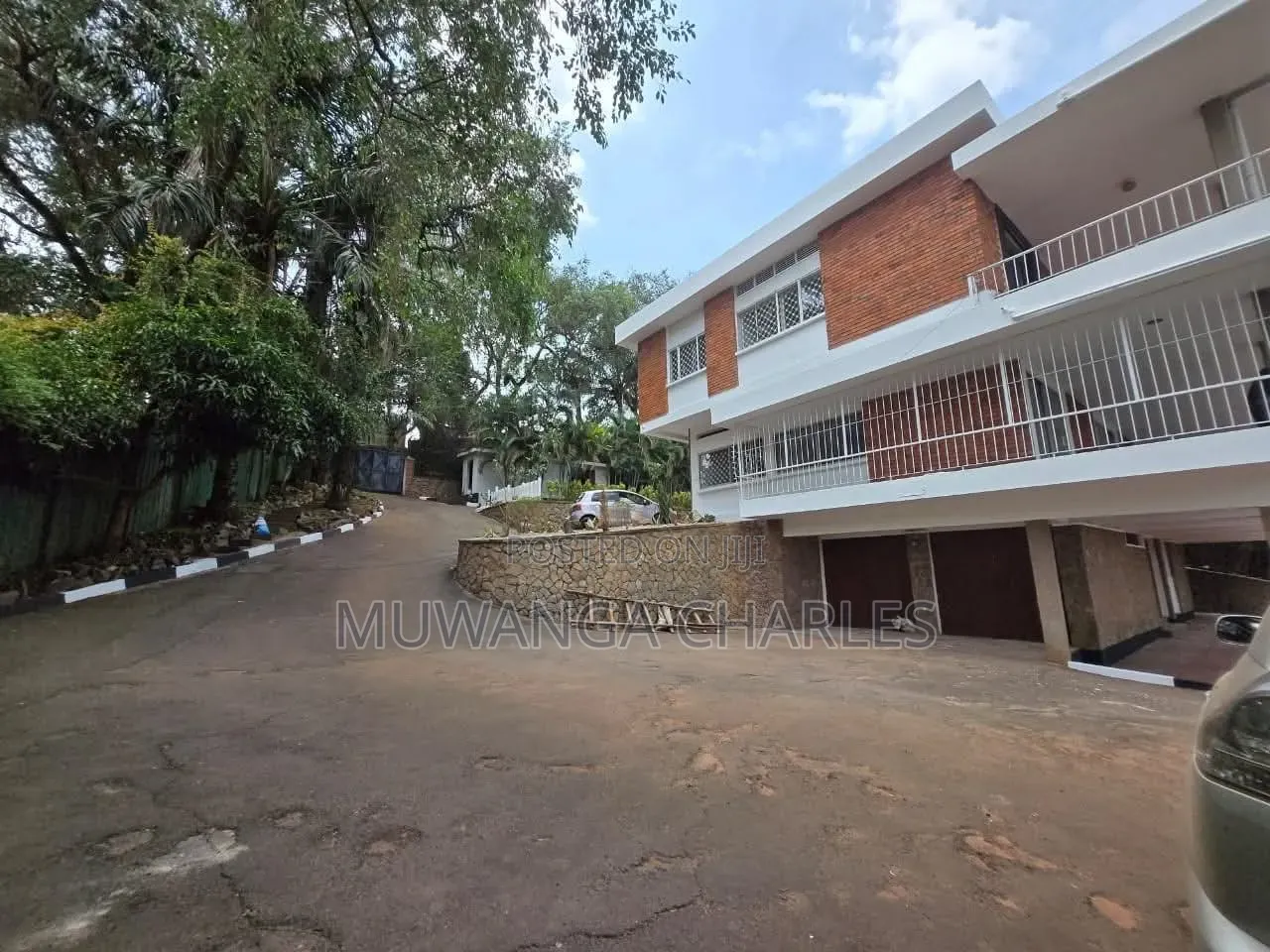 5bdrm Duplex in Fs Properties Ltd, Central Division for rent