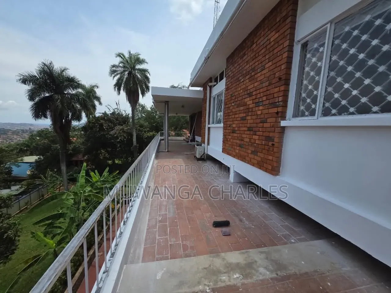 5bdrm Duplex in Fs Properties Ltd, Central Division for rent