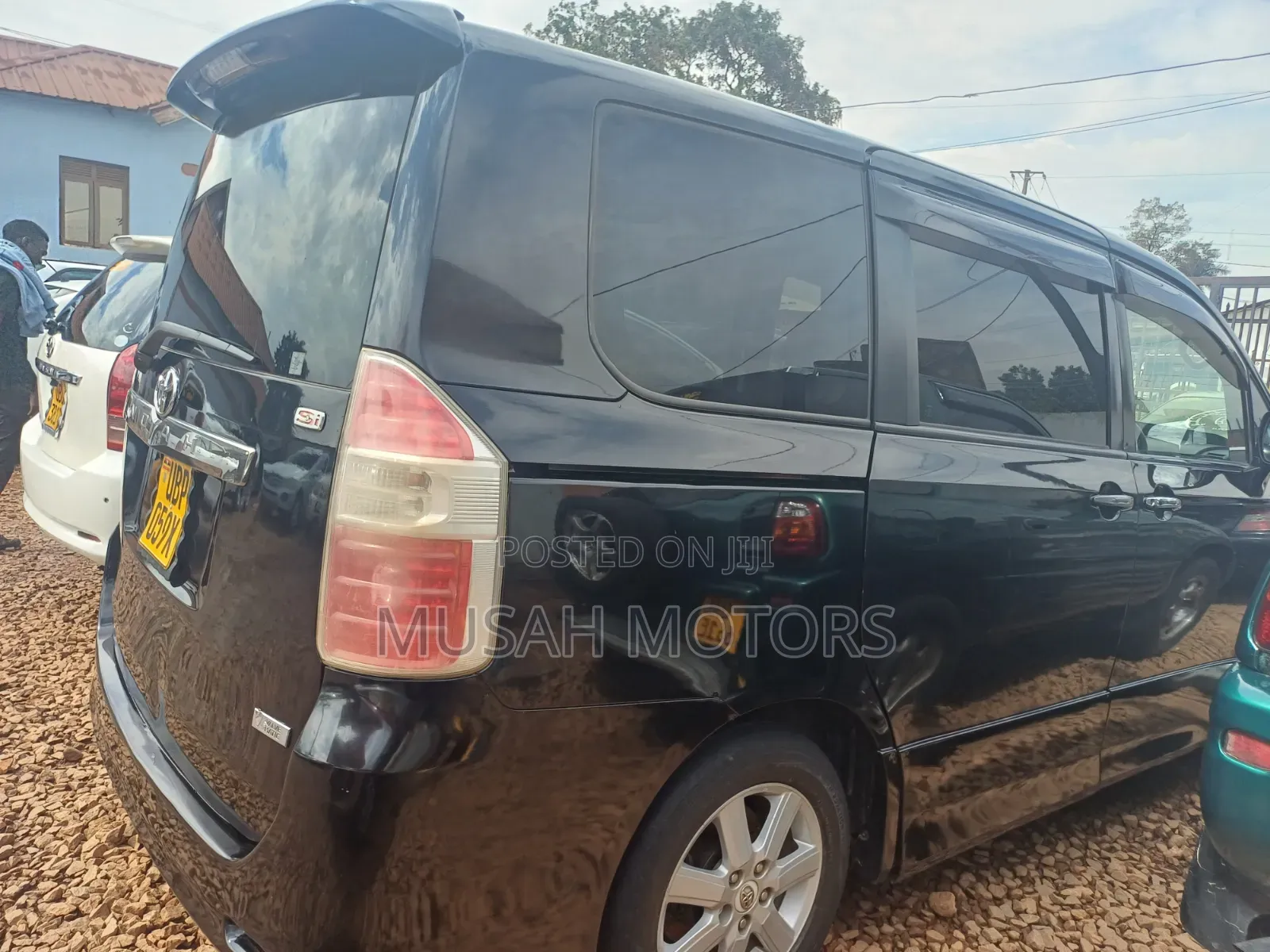Toyota Noah 2012 Black