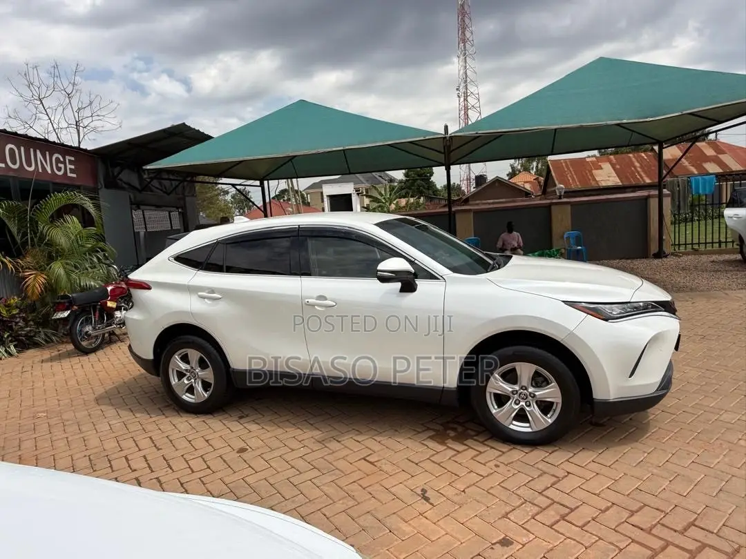 Toyota Harrier 2021 White