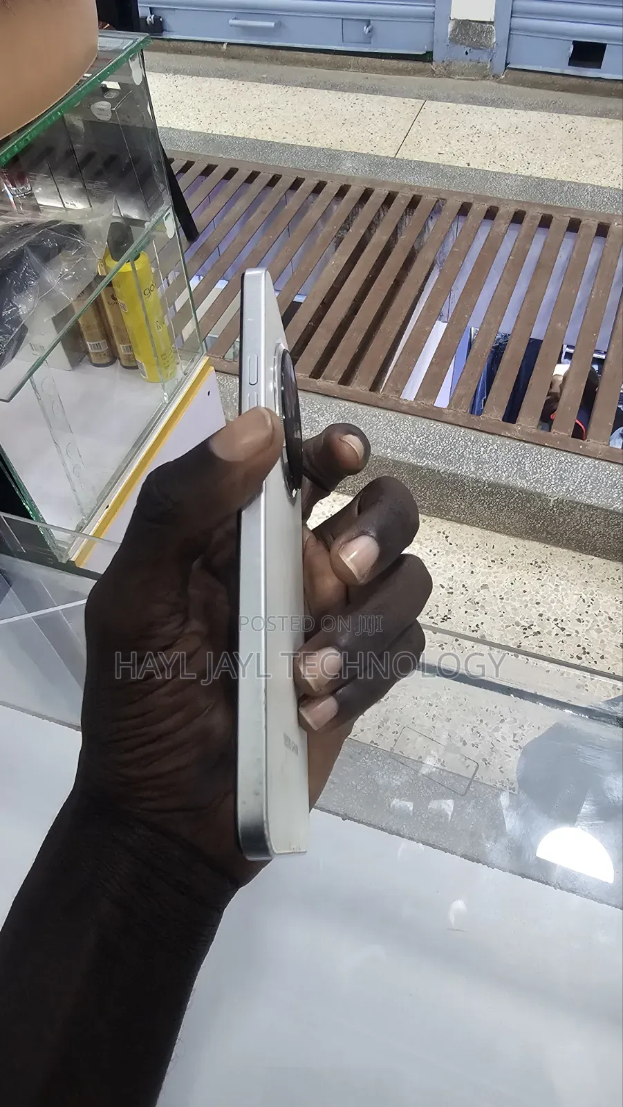 Tecno Spark 30C 128 GB White